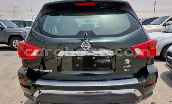 Sayi Na hannu Nissan Pathfinder Green Mota in Accra a Greater Accra Sayi Na hannu Nissan Pathfinder Green Mota in Accra a Greater Accra