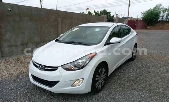 Sayi Na hannu Hyundai Elantra White Mota in Accra a Greater Accra Sayi Na hannu Hyundai Elantra White Mota in Accra a Greater Accra