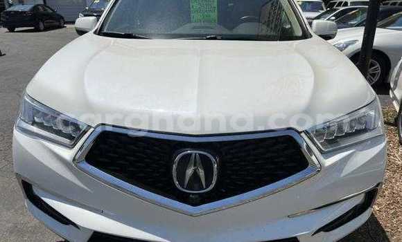 Ra Àlòkù Acura MDX funfun Ọkọ̀ in Accra ni Greater Accra Ra Àlòkù Acura MDX funfun Ọkọ̀ in Accra ni Greater Accra