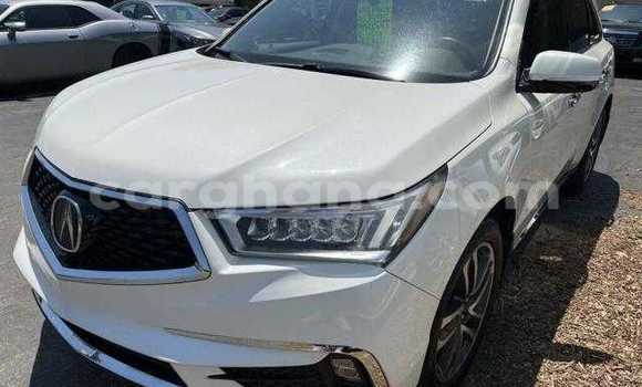 Ra Àlòkù Acura MDX funfun Ọkọ̀ in Accra ni Greater Accra Ra Àlòkù Acura MDX funfun Ọkọ̀ in Accra ni Greater Accra