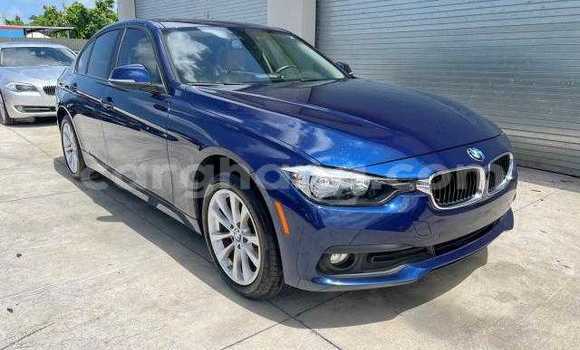 Ra Àlòkù BMW 3–Series Blue Ọkọ̀ in Accra ni Greater Accra