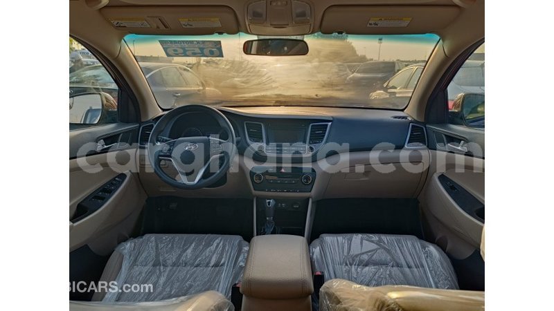 Big with watermark hyundai tucson ashanti import dubai 48220