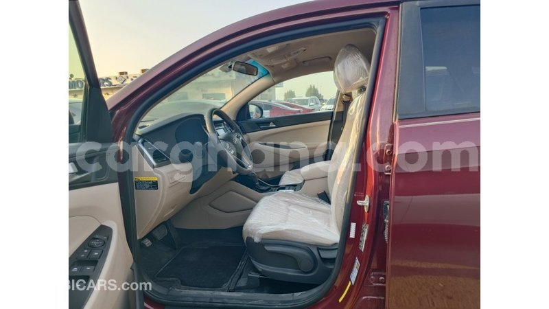 Big with watermark hyundai tucson ashanti import dubai 48220