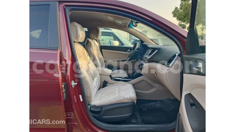 Big with watermark hyundai tucson ashanti import dubai 48220