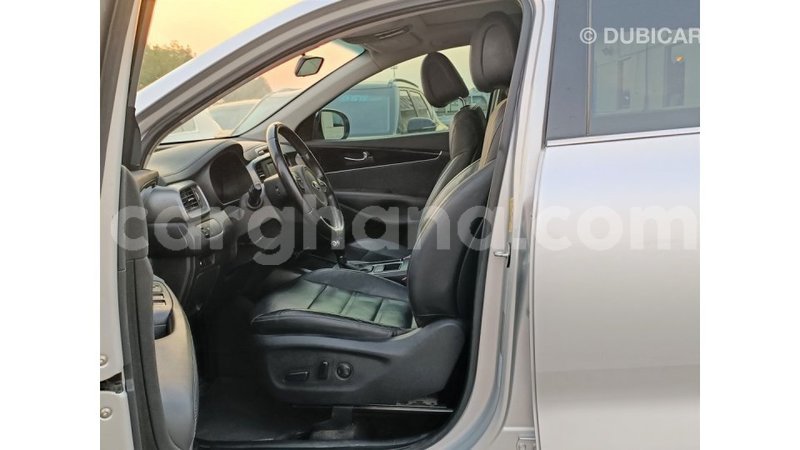 Big with watermark kia sorento ashanti import dubai 48221