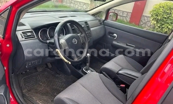Ra Àlòkù Nissan Versa Red Ọkọ̀ in Accra ni Greater Accra Ra Àlòkù Nissan Versa Red Ọkọ̀ in Accra ni Greater Accra