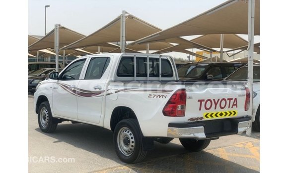 Ra Imported Toyota Hilux funfun Ọkọ̀ in Import - Dubai ni Ashanti Ra Imported Toyota Hilux funfun Ọkọ̀ in Import - Dubai ni Ashanti