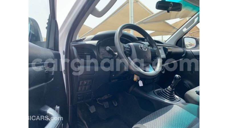 Big with watermark toyota hilux ashanti import dubai 48241