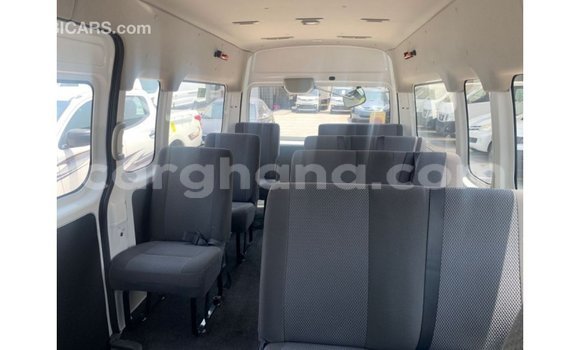 Sayi Imported Nissan Urvan White Mota in Import - Dubai a Ashanti Sayi Imported Nissan Urvan White Mota in Import - Dubai a Ashanti