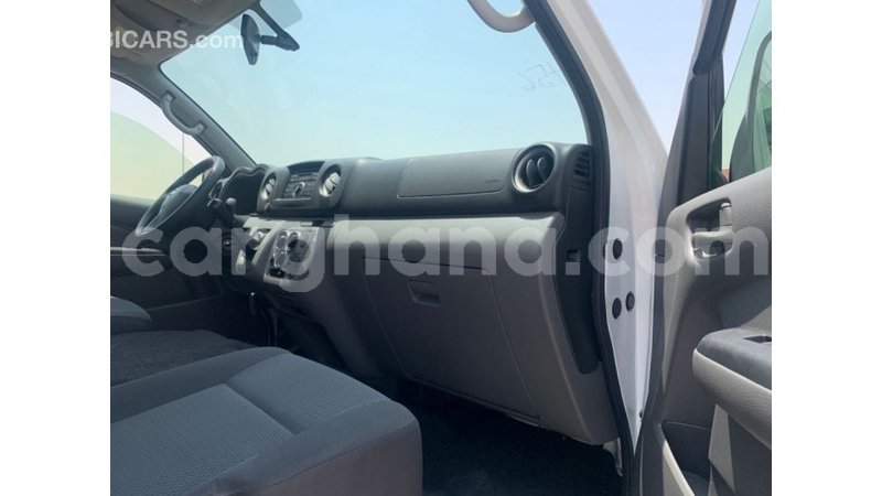 Big with watermark nissan urvan ashanti import dubai 48242