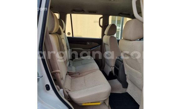 Buy Import Toyota Prado White Car in Import - Dubai in Ashanti Buy Import Toyota Prado White Car in Import - Dubai in Ashanti