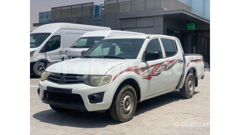 Big with watermark mitsubishi l200 ashanti import dubai 48246