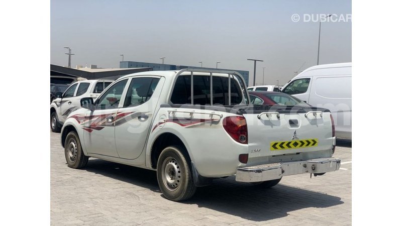 Big with watermark mitsubishi l200 ashanti import dubai 48246