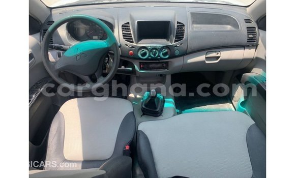 Ra Imported Mitsubishi L200 funfun Ọkọ̀ in Import - Dubai ni Ashanti Ra Imported Mitsubishi L200 funfun Ọkọ̀ in Import - Dubai ni Ashanti