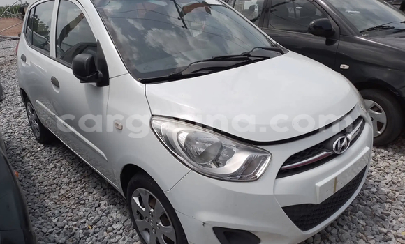 Buy Used Hyundai i10 White Car in Accra in Greater Accra