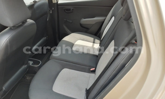 Sayi Na hannu Hyundai i10 Brown Mota in Accra a Greater Accra Sayi Na hannu Hyundai i10 Brown Mota in Accra a Greater Accra