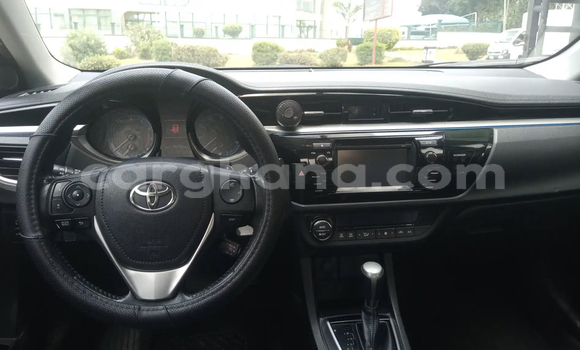 Sayi Na hannu Toyota Corolla White Mota in Accra a Greater Accra Sayi Na hannu Toyota Corolla White Mota in Accra a Greater Accra