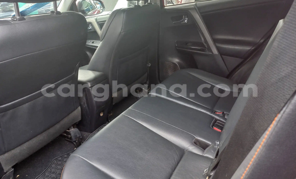 Sayi Na hannu Toyota RAV4 Red Mota in Accra a Greater Accra Sayi Na hannu Toyota RAV4 Red Mota in Accra a Greater Accra