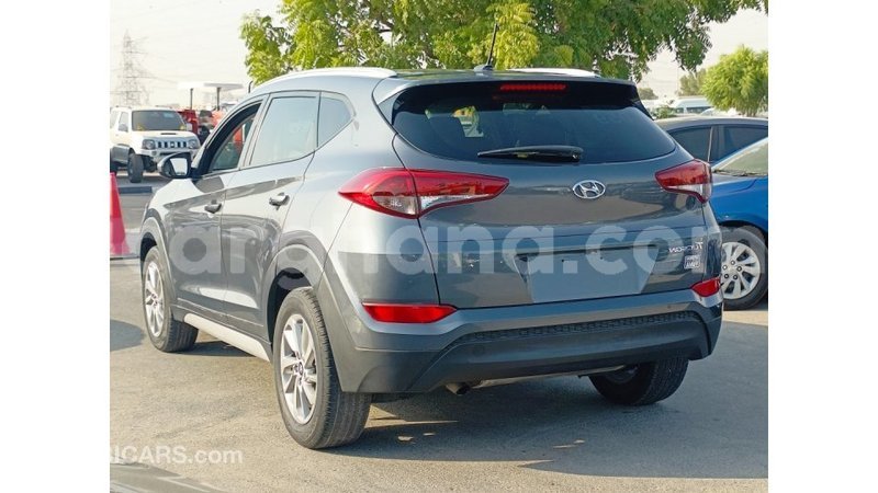 Big with watermark hyundai tucson ashanti import dubai 48279