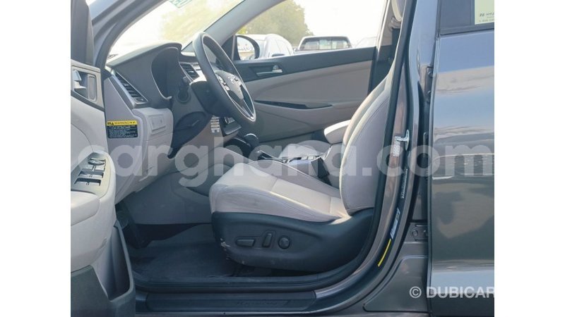 Big with watermark hyundai tucson ashanti import dubai 48279