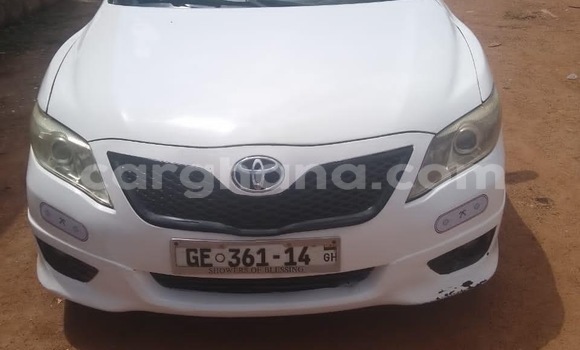 Buy Used Toyota Camry White Car in Accra in Greater Accra Buy Used Toyota Camry White Car in Accra in Greater Accra