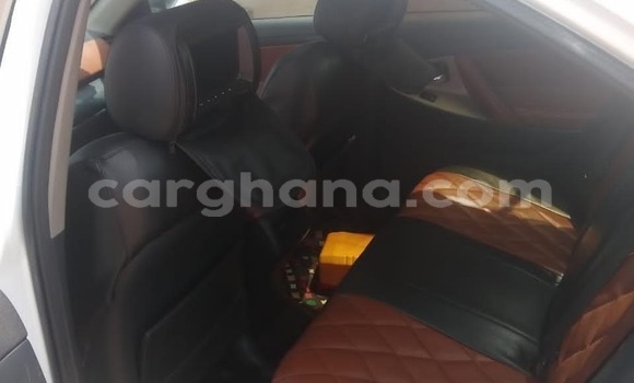 Buy Used Toyota Camry White Car in Accra in Greater Accra Buy Used Toyota Camry White Car in Accra in Greater Accra