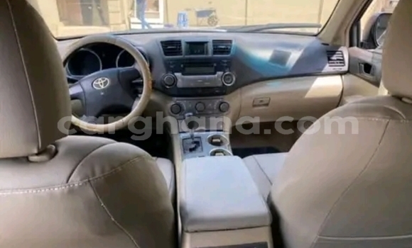 Buy Used Toyota Highlander Other Car in Accra in Greater Accra Buy Used Toyota Highlander Other Car in Accra in Greater Accra