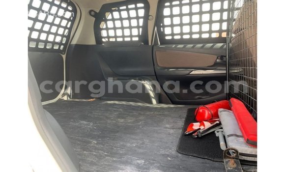 Buy Import Toyota Avanza White Car in Import - Dubai in Ashanti Buy Import Toyota Avanza White Car in Import - Dubai in Ashanti