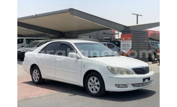 Ra Imported Toyota Camry funfun Ọkọ̀ in Import - Dubai ni Ashanti Ra Imported Toyota Camry funfun Ọkọ̀ in Import - Dubai ni Ashanti