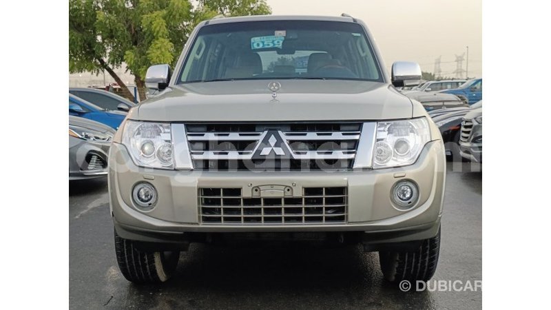 Big with watermark mitsubishi pajero ashanti import dubai 48301