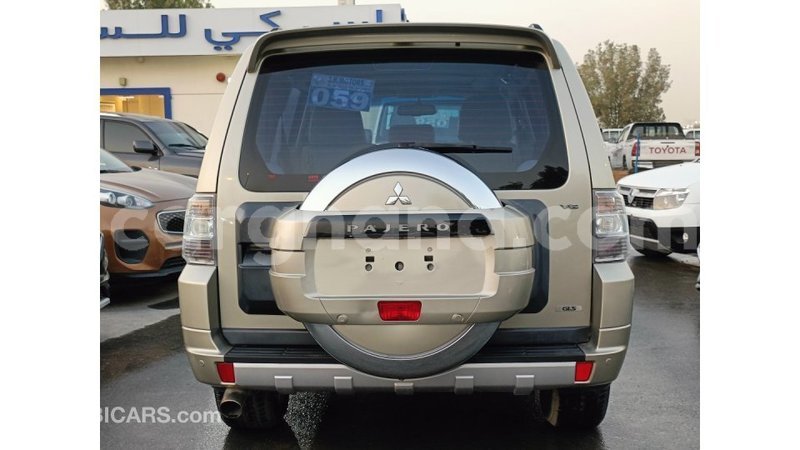 Big with watermark mitsubishi pajero ashanti import dubai 48301