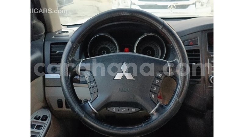 Big with watermark mitsubishi pajero ashanti import dubai 48301