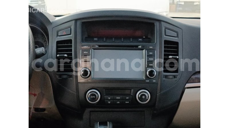 Big with watermark mitsubishi pajero ashanti import dubai 48301