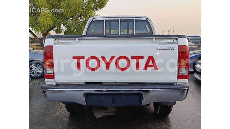 Big with watermark toyota hilux ashanti import dubai 48302