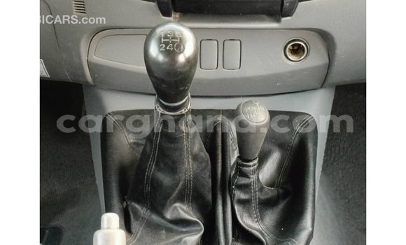 Buy Import Toyota Hilux White Car in Import - Dubai in Ashanti Buy Import Toyota Hilux White Car in Import - Dubai in Ashanti