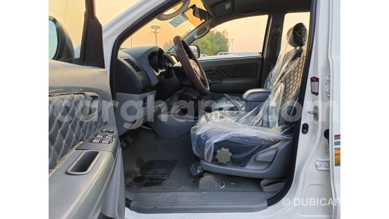 Big with watermark toyota hilux ashanti import dubai 48302