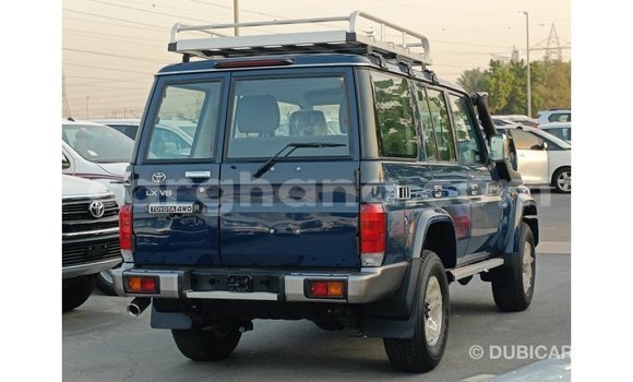 Buy Import Toyota Land Cruiser Blue Car in Import - Dubai in Ashanti Buy Import Toyota Land Cruiser Blue Car in Import - Dubai in Ashanti