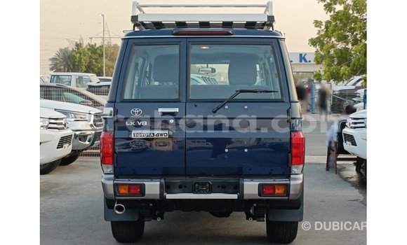 Buy Import Toyota Land Cruiser Blue Car in Import - Dubai in Ashanti Buy Import Toyota Land Cruiser Blue Car in Import - Dubai in Ashanti