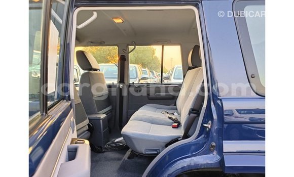 Buy Import Toyota Land Cruiser Blue Car in Import - Dubai in Ashanti Buy Import Toyota Land Cruiser Blue Car in Import - Dubai in Ashanti
