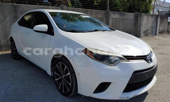 Buy Used Toyota Corolla White Car in Accra in Greater Accra