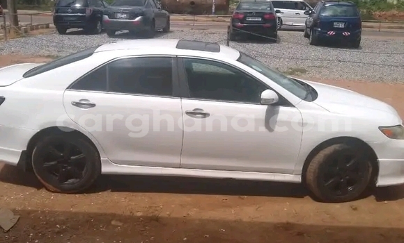 Buy Used Toyota Camry White Car in Accra in Greater Accra Buy Used Toyota Camry White Car in Accra in Greater Accra
