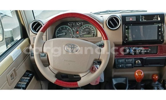 Ra Imported Toyota Land Cruiser Alagara Ọkọ̀ in Import - Dubai ni Ashanti Ra Imported Toyota Land Cruiser Alagara Ọkọ̀ in Import - Dubai ni Ashanti