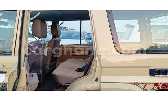 Ra Imported Toyota Land Cruiser Alagara Ọkọ̀ in Import - Dubai ni Ashanti Ra Imported Toyota Land Cruiser Alagara Ọkọ̀ in Import - Dubai ni Ashanti