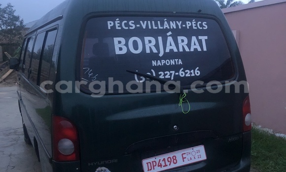 Buy Import Hyundai H200 Green Car in Koforidua in Eastern Buy Import Hyundai H200 Green Car in Koforidua in Eastern
