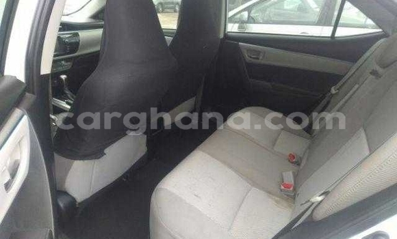 Buy Used Toyota Corolla White Car in Accra in Greater Accra Buy Used Toyota Corolla White Car in Accra in Greater Accra