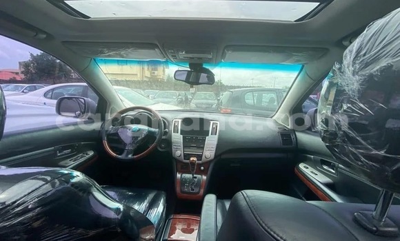 Sayi Na hannu Lexus RX 330 Azurfa Mota in Accra a Greater Accra Sayi Na hannu Lexus RX 330 Azurfa Mota in Accra a Greater Accra