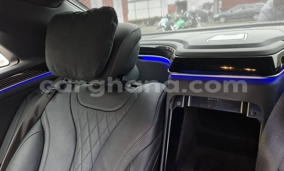 Sayi Na hannu Mercedes‒Benz Maybach S-klasse Black Mota in Accra a Greater Accra Sayi Na hannu Mercedes‒Benz Maybach S-klasse Black Mota in Accra a Greater Accra