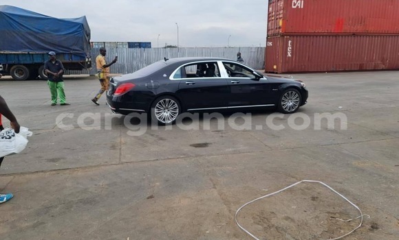 Sayi Na hannu Mercedes‒Benz Maybach S-klasse Black Mota in Accra a Greater Accra Sayi Na hannu Mercedes‒Benz Maybach S-klasse Black Mota in Accra a Greater Accra