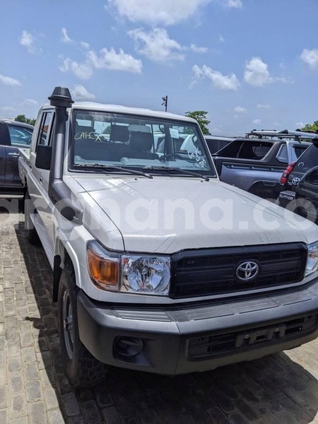 Big with watermark toyota land cruiser greater accra accra 48375