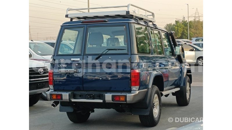 Big with watermark toyota land cruiser ashanti import dubai 48403